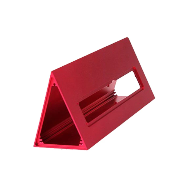 Usinage en aluminium adapté aux besoins du client de commande numérique par ordinateur de profil d'extrusion en aluminium anodisé par triangle