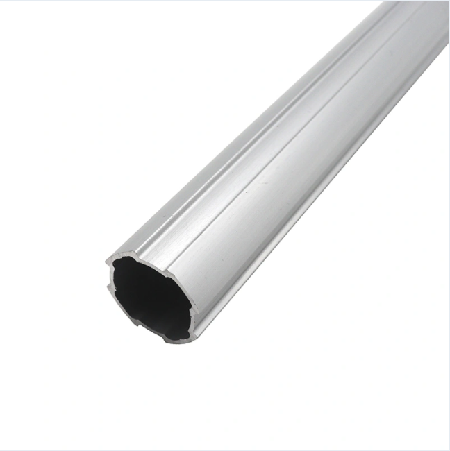 Profil anodisé par extrusion en aluminium de tube de polygone fait sur commande pour l'industrie